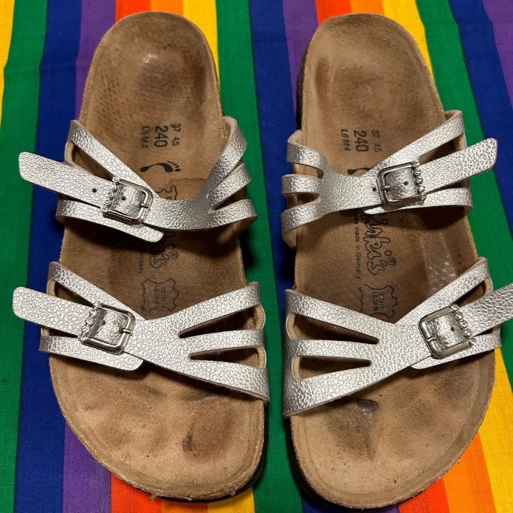 Womens birkis Birkenstock sandals 6